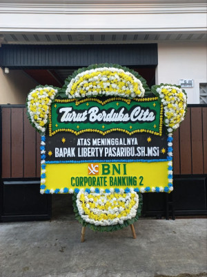 Papan Bunga Duka di Sukamanah