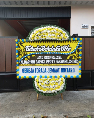 Papan Bunga Duka di Sukamanah